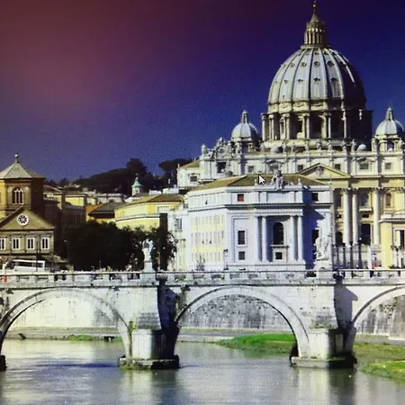 Claudio Vaticano Apartman *