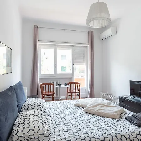 Claudio Vaticano * Róma